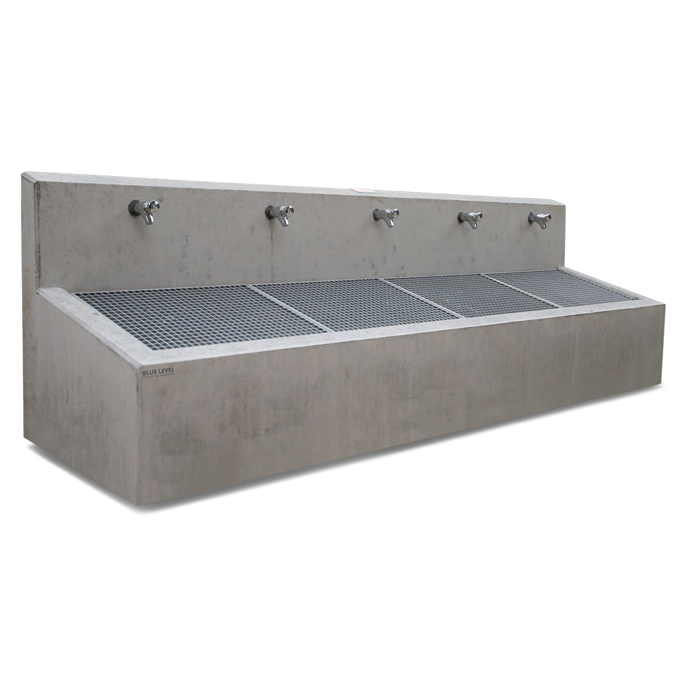 Boot cleaner above ground back wall