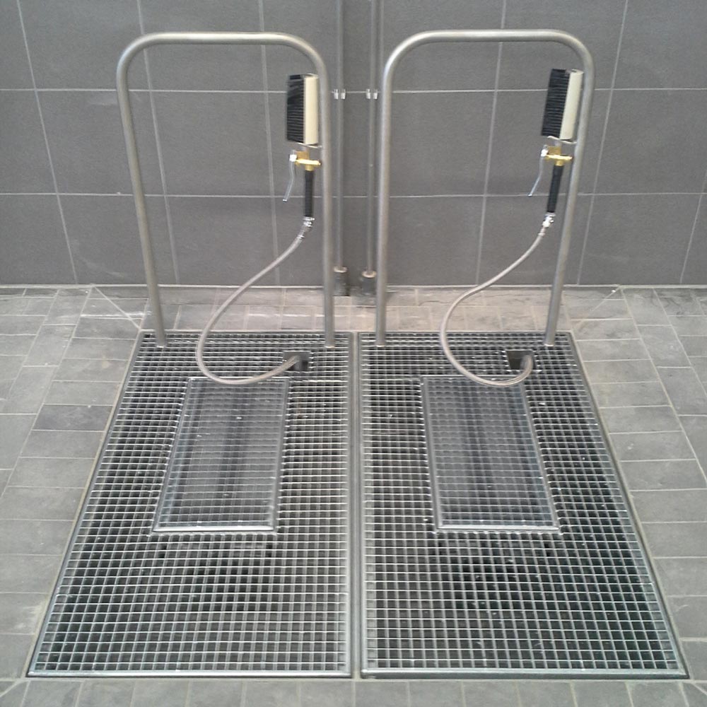 Boot Washer with Grating - Image 7